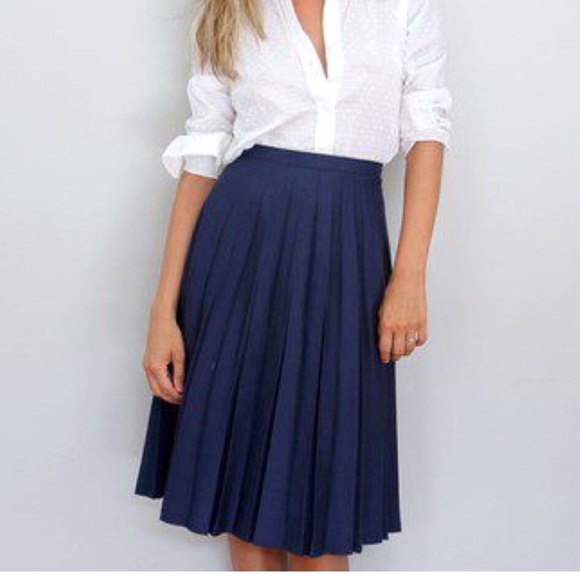 Talbots Dresses & Skirts - Talbots 100% Worsted Wool Navy Long  Pleated Skirt